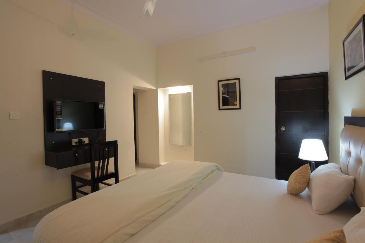 Bed and Breakfast Mimosa Udajpur Zewnętrze zdjęcie